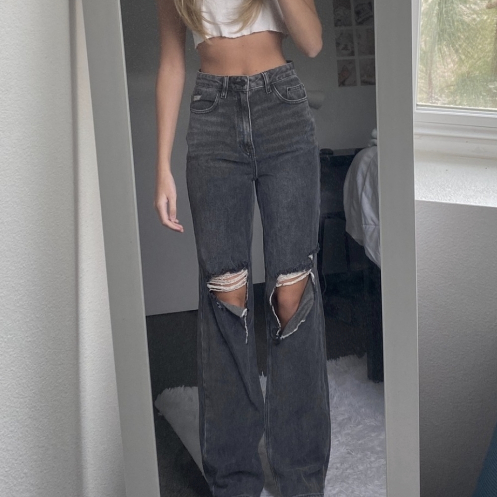 PacSun 90s Boyfriend Distressed Jeans